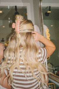 GIRLHOOD OVERSIZED CLAWS