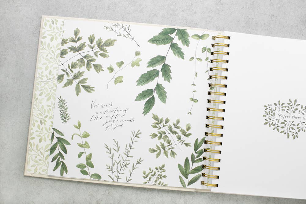 As You Grow: A Modern Memory Book for Baby (Baby Shower)