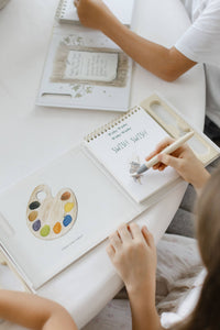 Winnie-the-Pooh: Pooh's Birthday Surprise (Water Reveal)