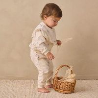 RUFFLE FLEECE SWEATSHIRT +RELAXED FLEECE SWEATPANT BLUE DAISY