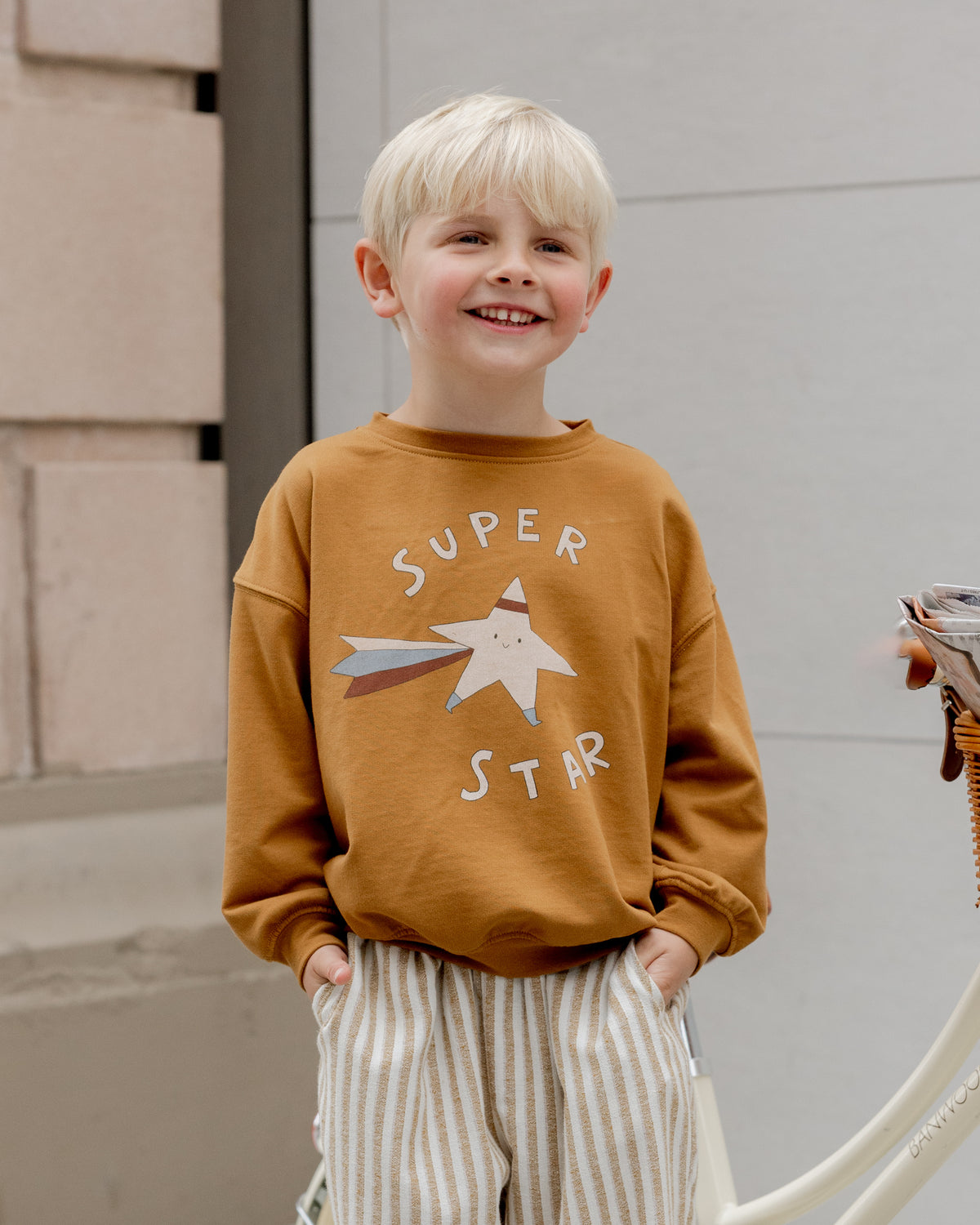Relaxed Sweatshirt || Super Star