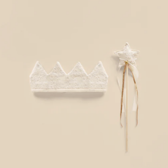 Crown & Wand || Daisy Embroidery