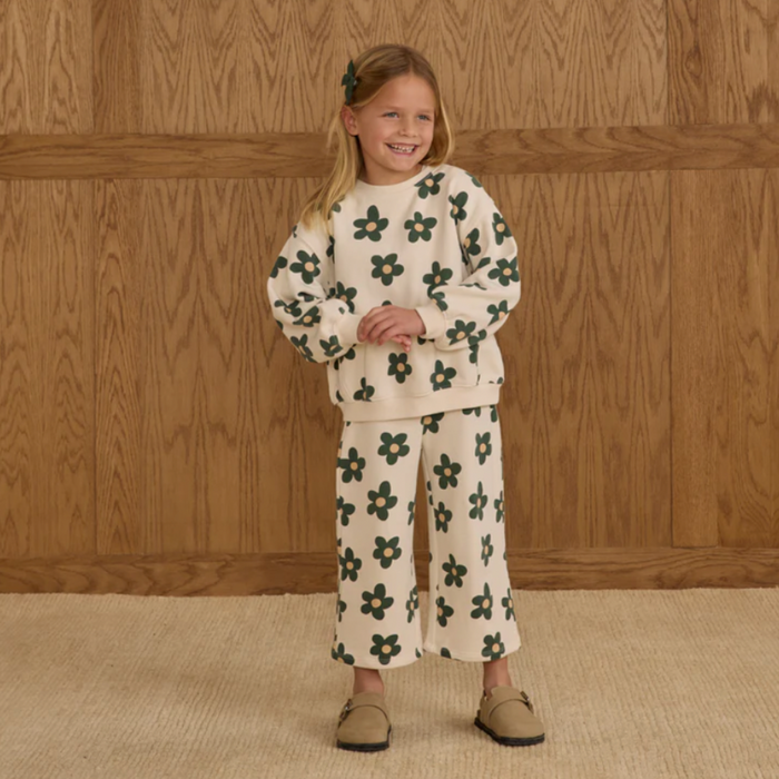 Oversized Sweatsuit Daisy Set