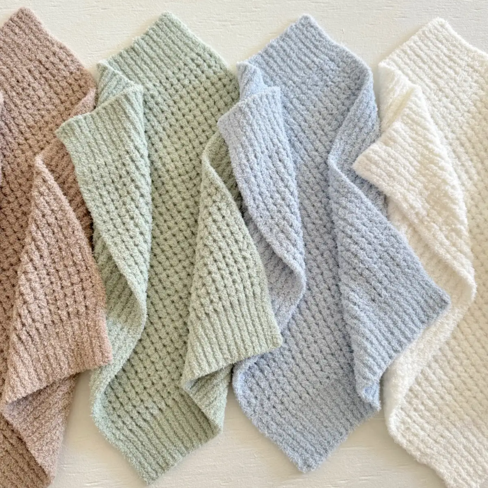 Phufy® Bliss Waffle Mini Blanket, Mist Green