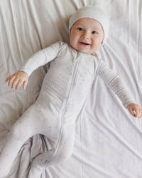 Knotted Baby Hat Stars