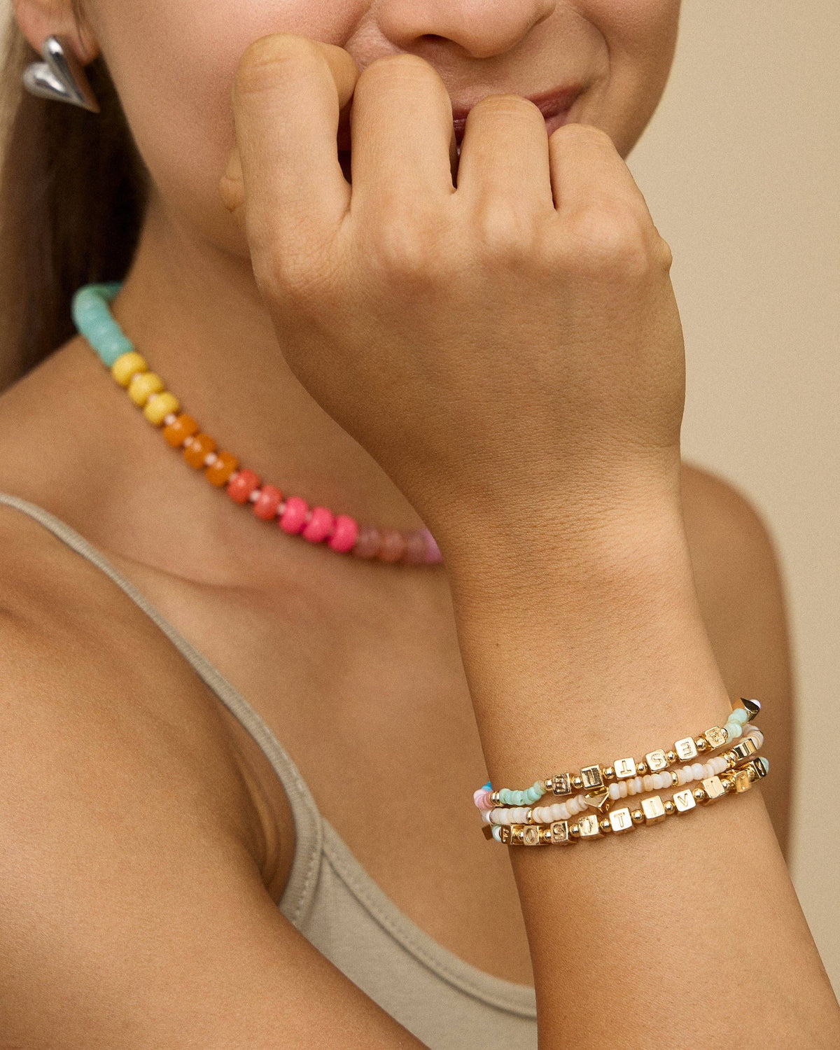 Gradient Color Round Disc Beaded Necklace