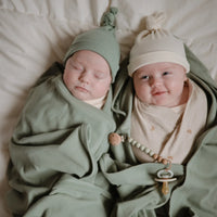 Ribbed Knotted Baby Gown + Beanie Set-Roman Green