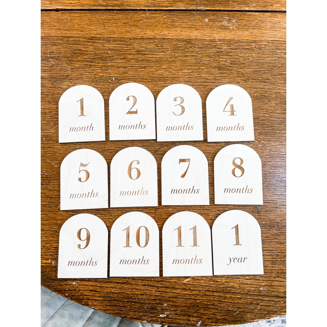 Arches Wooden Monthly Milestone Plaques